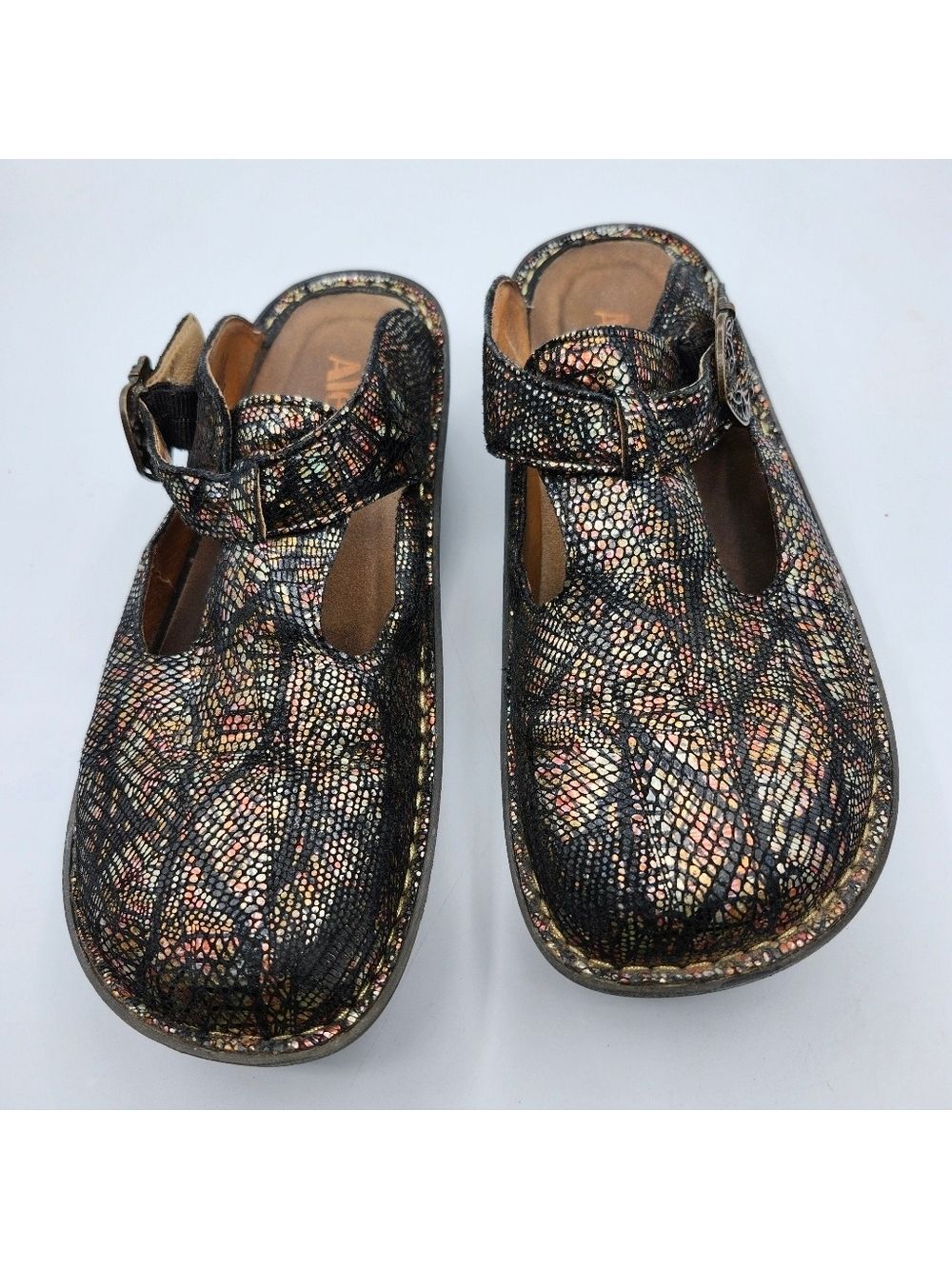 Alegria Leather Leaf Design Sandals